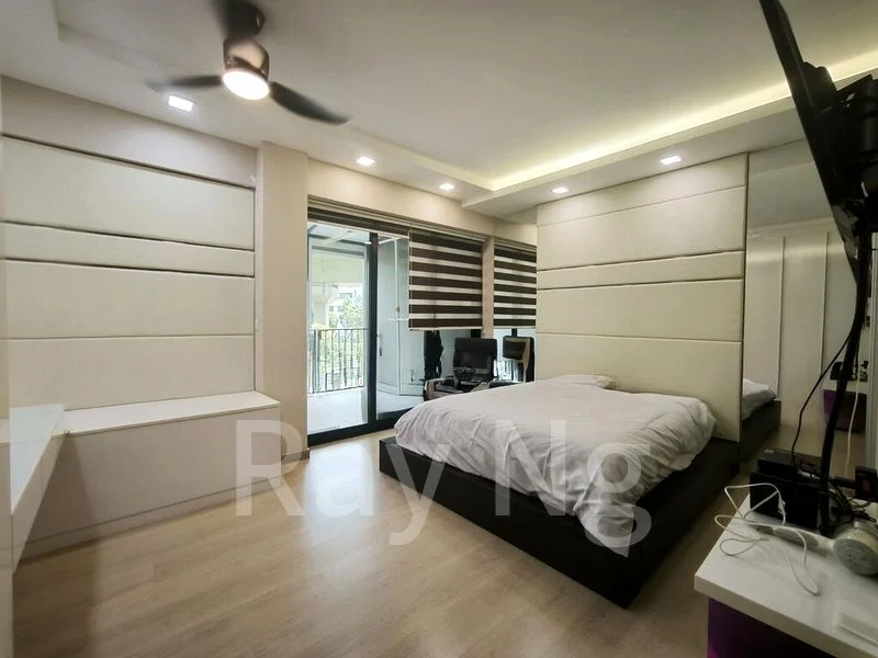 RIVERPARC RESIDENCE 12