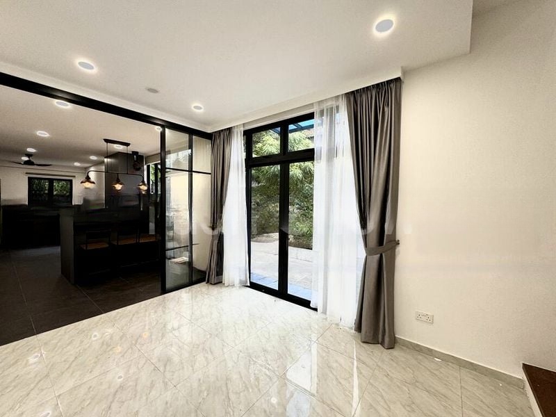 EDELWEISS PARK CONDOMINIUM 6