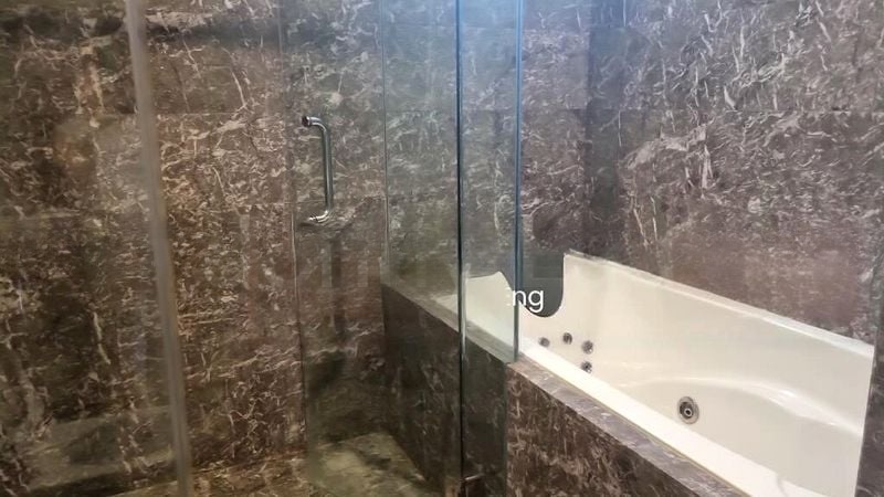 SUITES @ CAIRNHILL 8