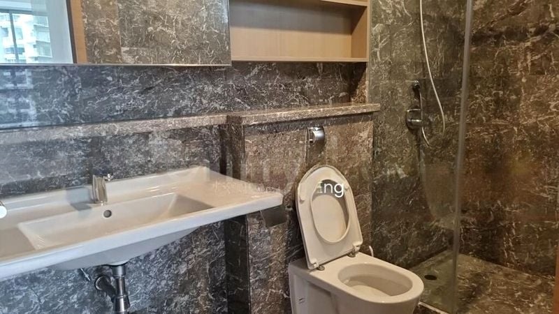 SUITES @ CAIRNHILL 12