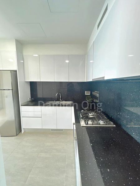 KALLANG RIVERSIDE 12