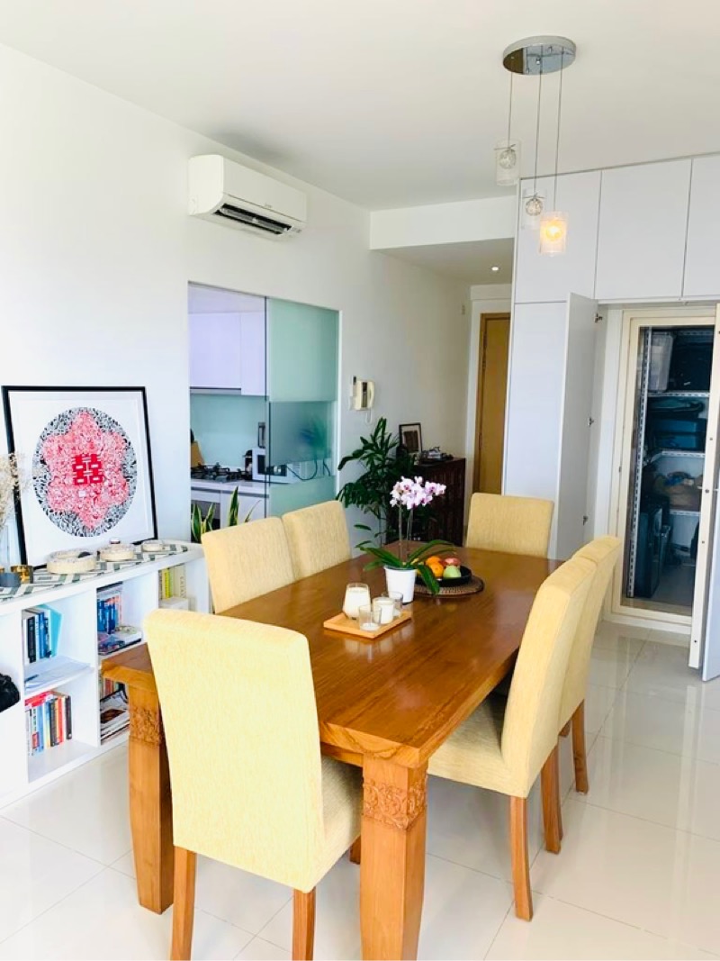 THE REGENCY AT TIONG BAHRU 13