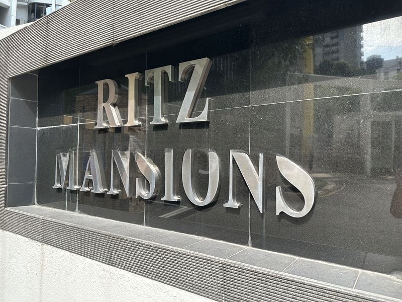 RITZ MANSIONS 13