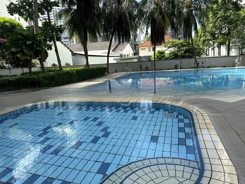 RITZ MANSIONS 9