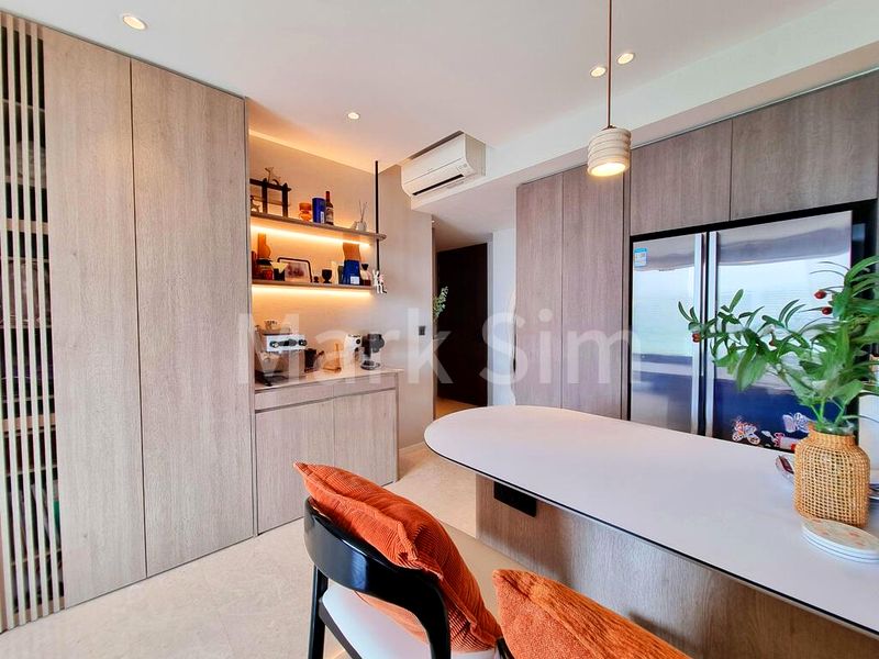 AVENUE SOUTH RESIDENCE 15