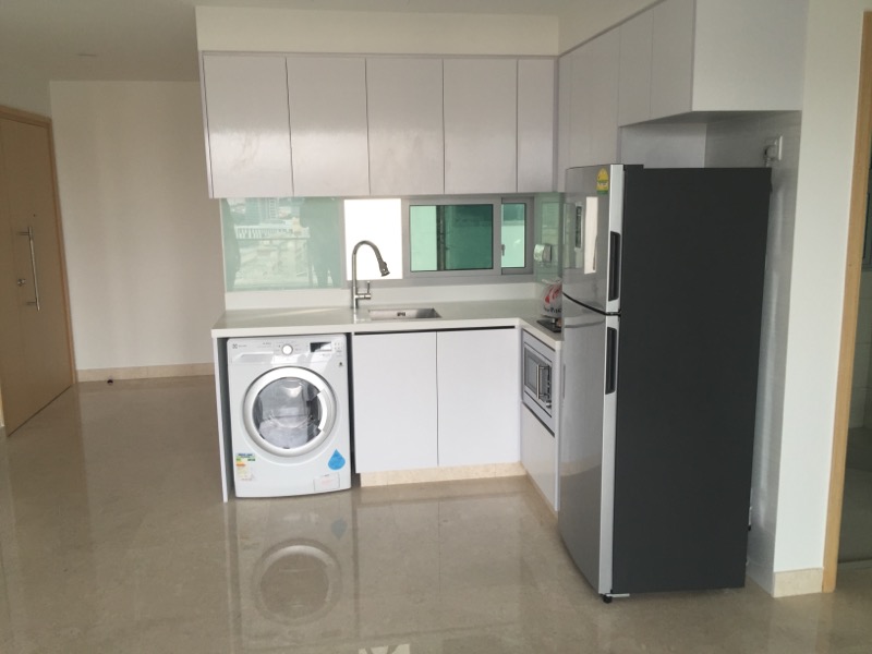 EIGHT RIVERSUITES 14