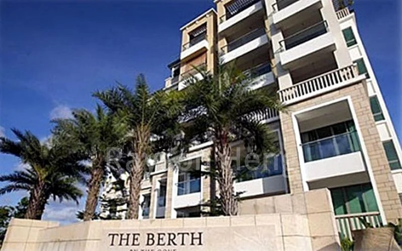 THE BERTH BY THE COVE 2