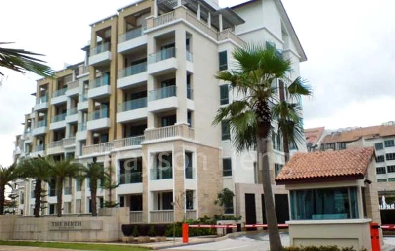 THE BERTH BY THE COVE 3