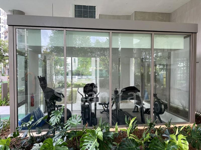 COASTLINE RESIDENCES 14