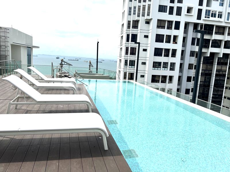 COASTLINE RESIDENCES 15
