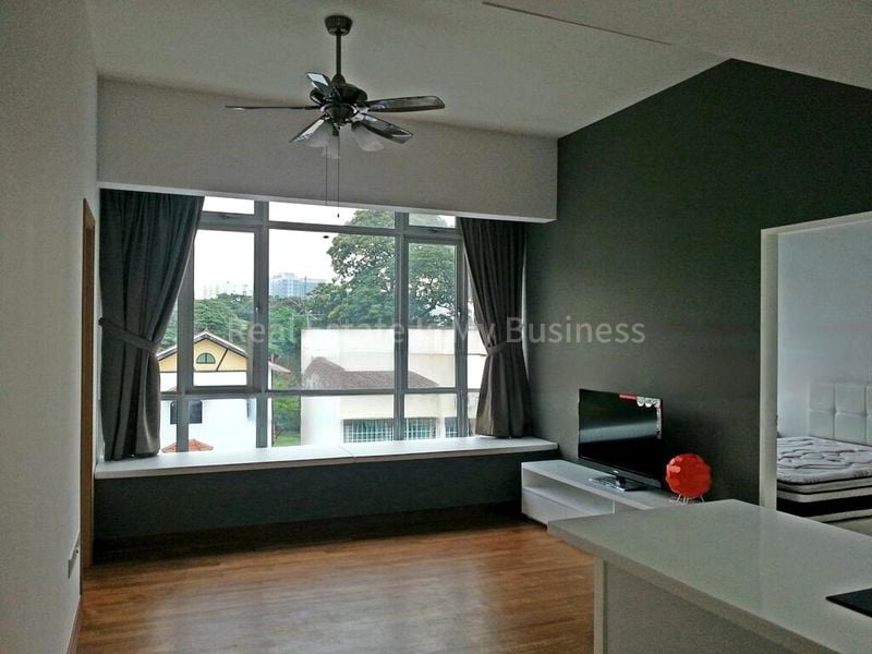 HERTFORD COLLECTION 4