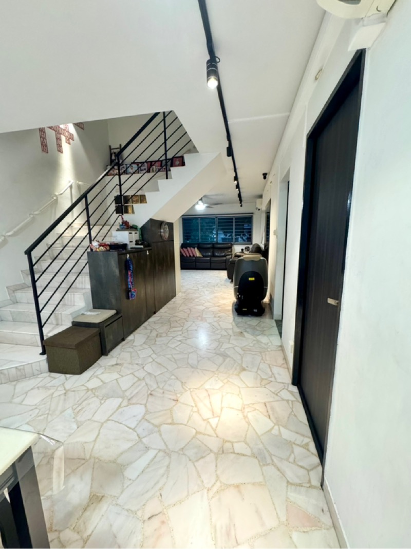 SERANGOON NTH AVE 4 3