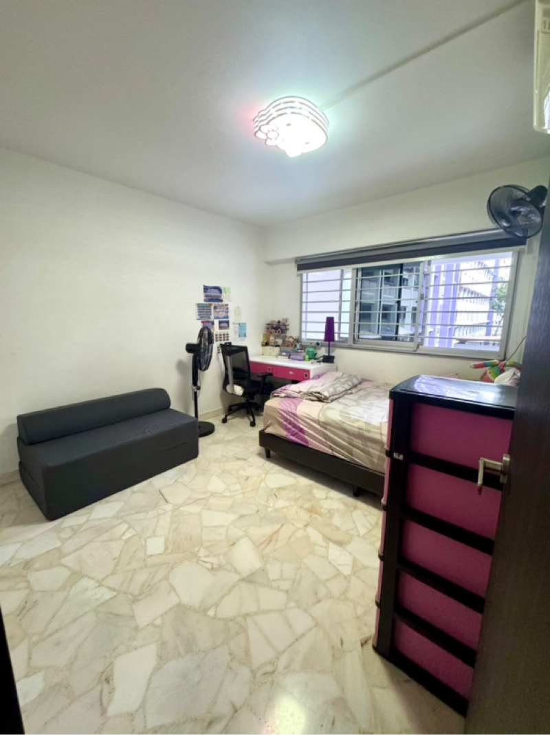 SERANGOON NTH AVE 4 9