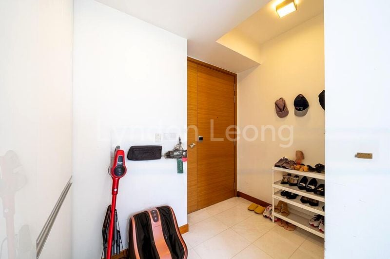 THE SHORE RESIDENCES 7