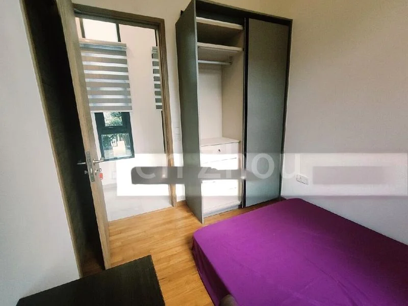 PARKWOOD RESIDENCES 7