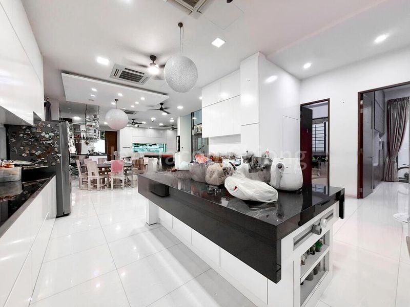 SAVANNAH CONDOPARK 3