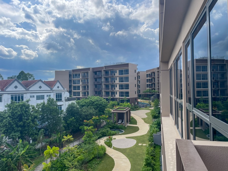 THE WATERGARDENS AT CANBERRA 7