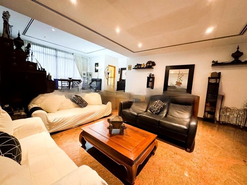 MANHATTAN MANSIONS 12