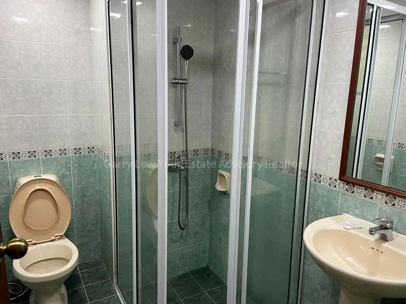 BALLOTA PARK CONDOMINIUM 4