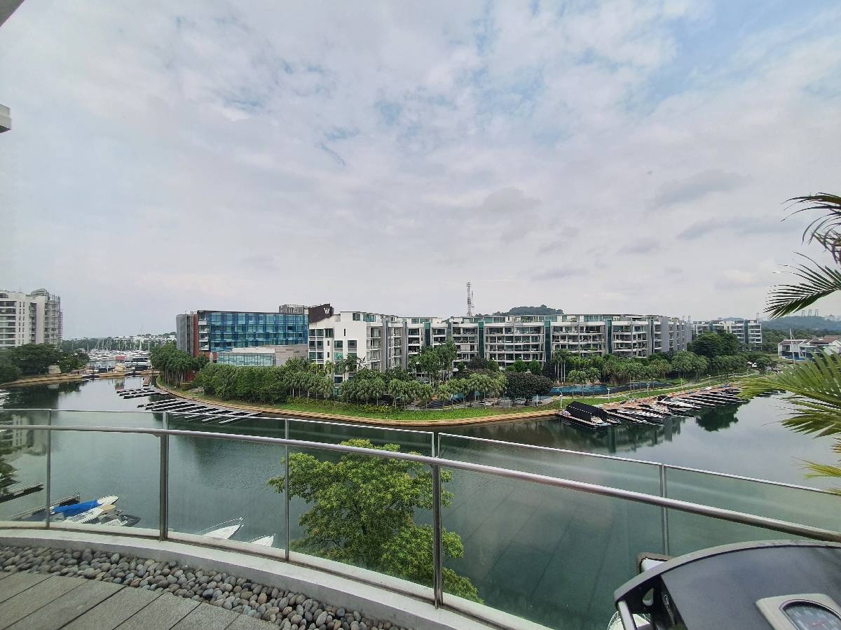 THE COAST AT SENTOSA COVE 22