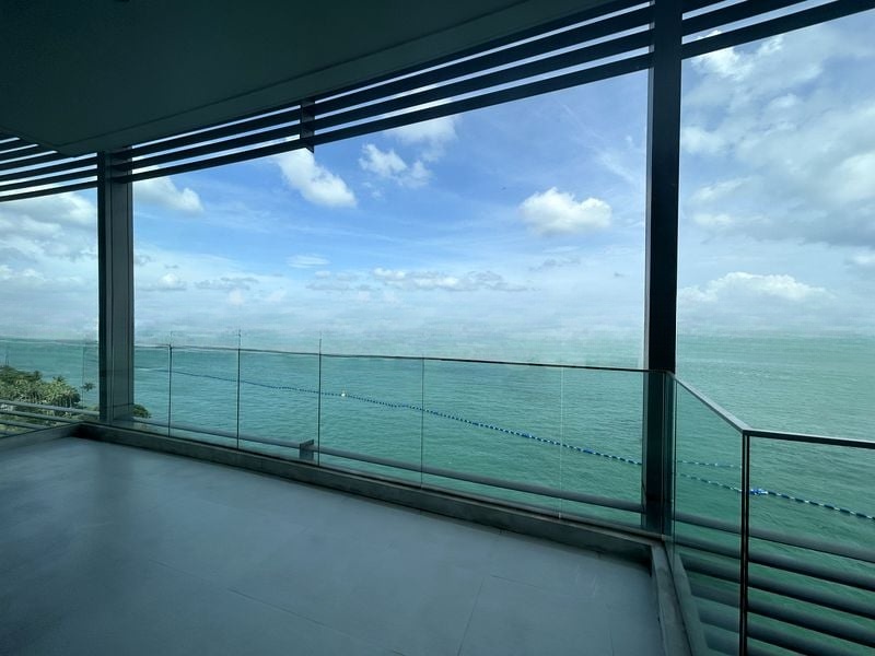 THE OCEANFRONT @ SENTOSA COVE 3