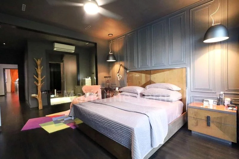 FOREST HILLS CONDOMINIUM 9