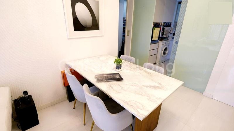 CAIRNHILL RESIDENCES 5