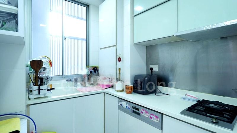 CAIRNHILL RESIDENCES 6