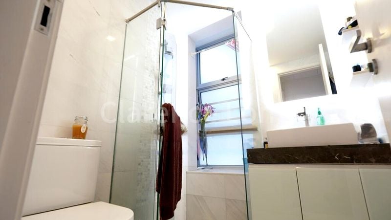 CAIRNHILL RESIDENCES 10