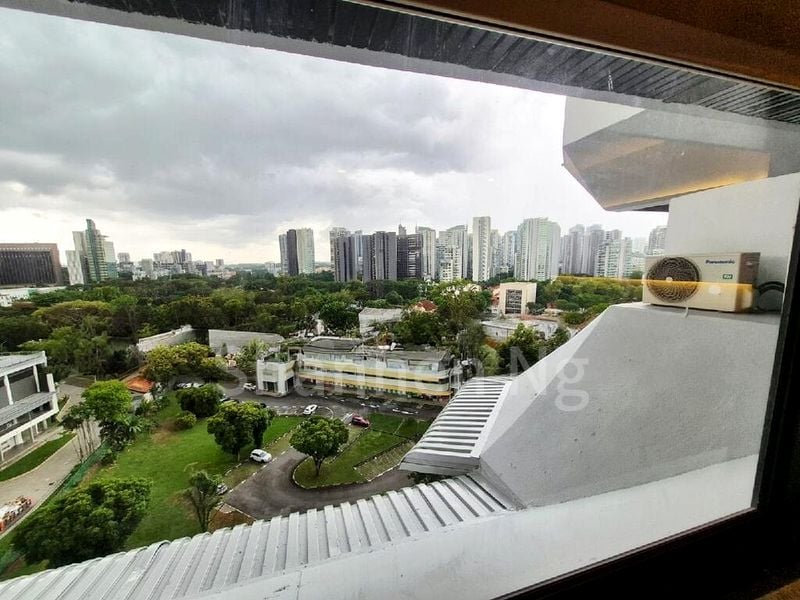 TOWNHOUSE APARTMENTS 2