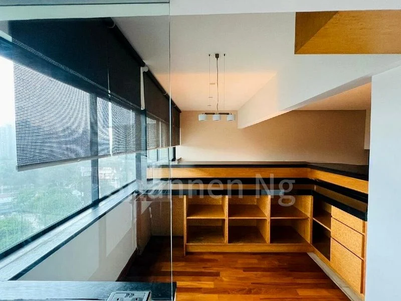 TOWNHOUSE APARTMENTS 9