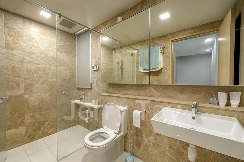 BOATHOUSE RESIDENCES 8