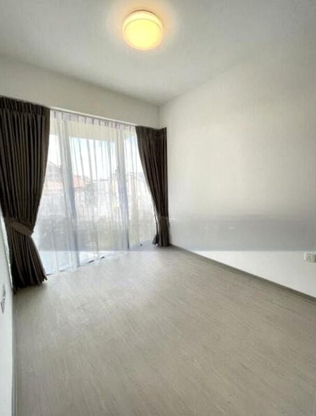 THE GARDEN RESIDENCES 5