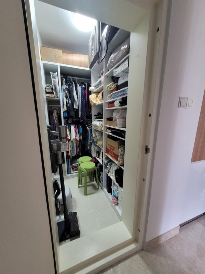 EMPRADO SUITES 11