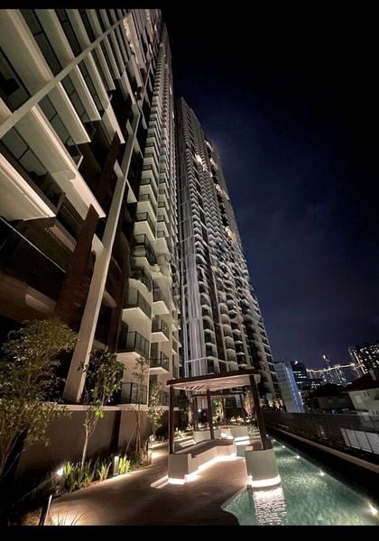 AVENUE SOUTH RESIDENCE 3