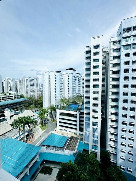 PUNGGOL DR 5