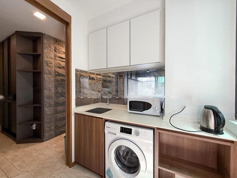 KINGSFORD WATERBAY 8