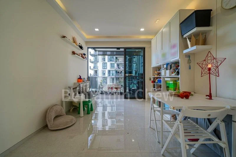 FORESQUE RESIDENCES 5