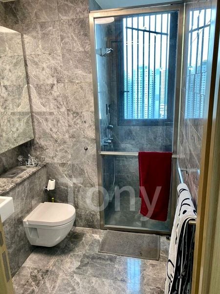 SKYLINE RESIDENCES 7