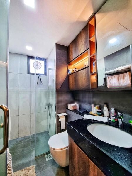 THE MILTONIA RESIDENCES 12