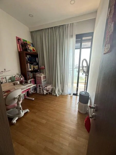 SEASIDE RESIDENCES 2