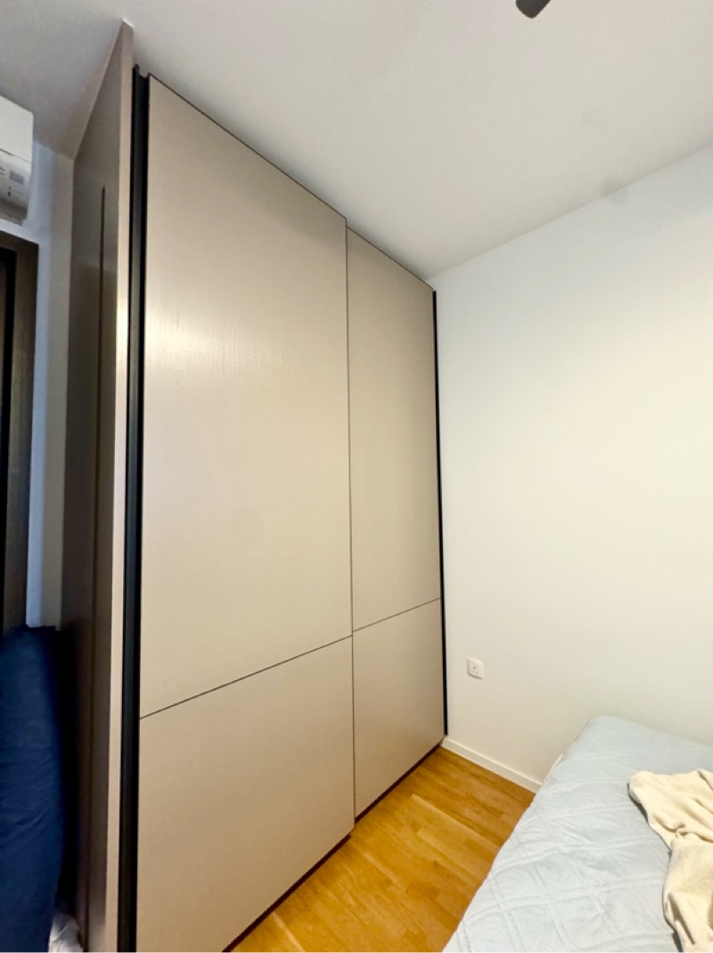 AVENUE SOUTH RESIDENCE 6