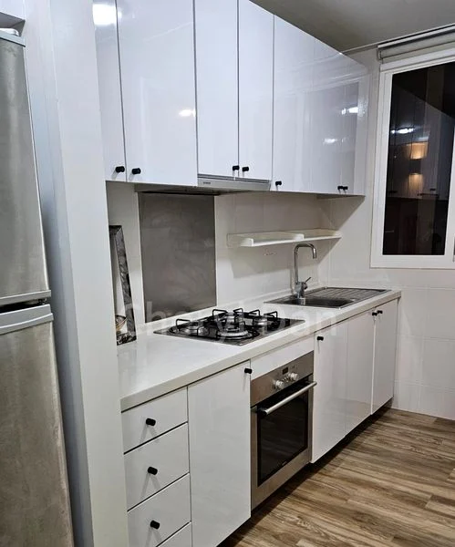 THE PIER AT ROBERTSON 7