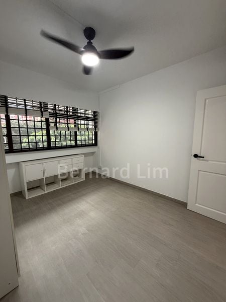 BT BATOK WEST AVE 6 4