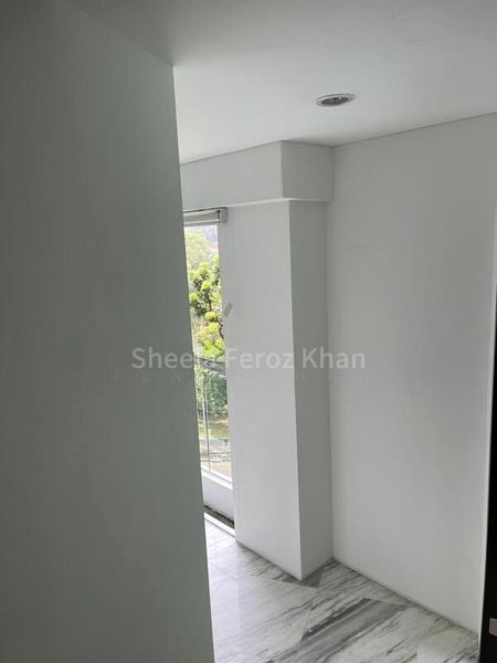 FIFTY-TWO STEVENS 14