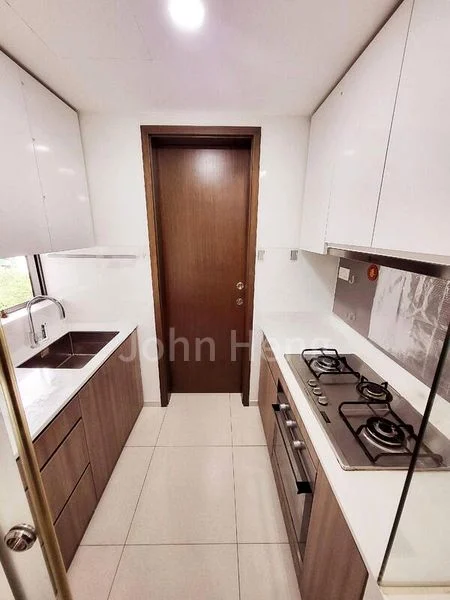 RIVERBANK @ FERNVALE 8