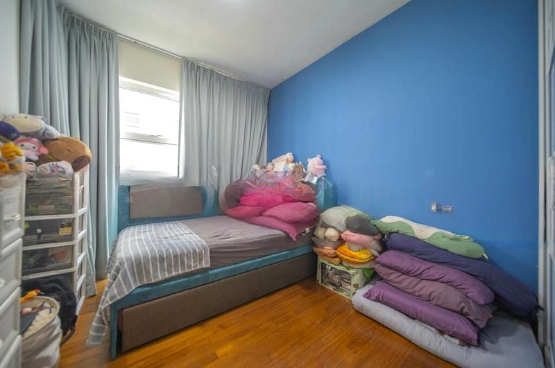 DAHLIA PARK CONDOMINIUM 5