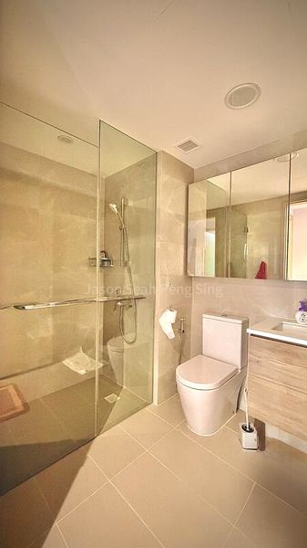 TREASURE AT TAMPINES 9