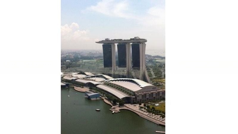 MARINA BAY SUITES 10