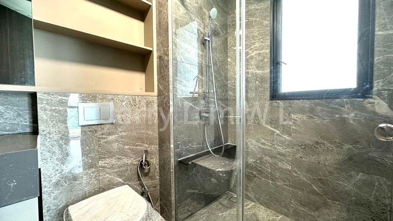 THE LINQ @ BEAUTY WORLD 9